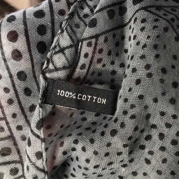 BLACK AND GREEN SHEER SCARF - Picture 4 of 5